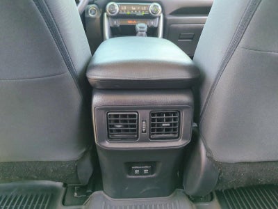 2020 Toyota RAV4 XLE AWD (Natl)