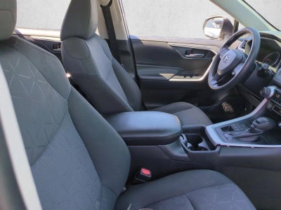 2020 Toyota RAV4 XLE AWD (Natl)
