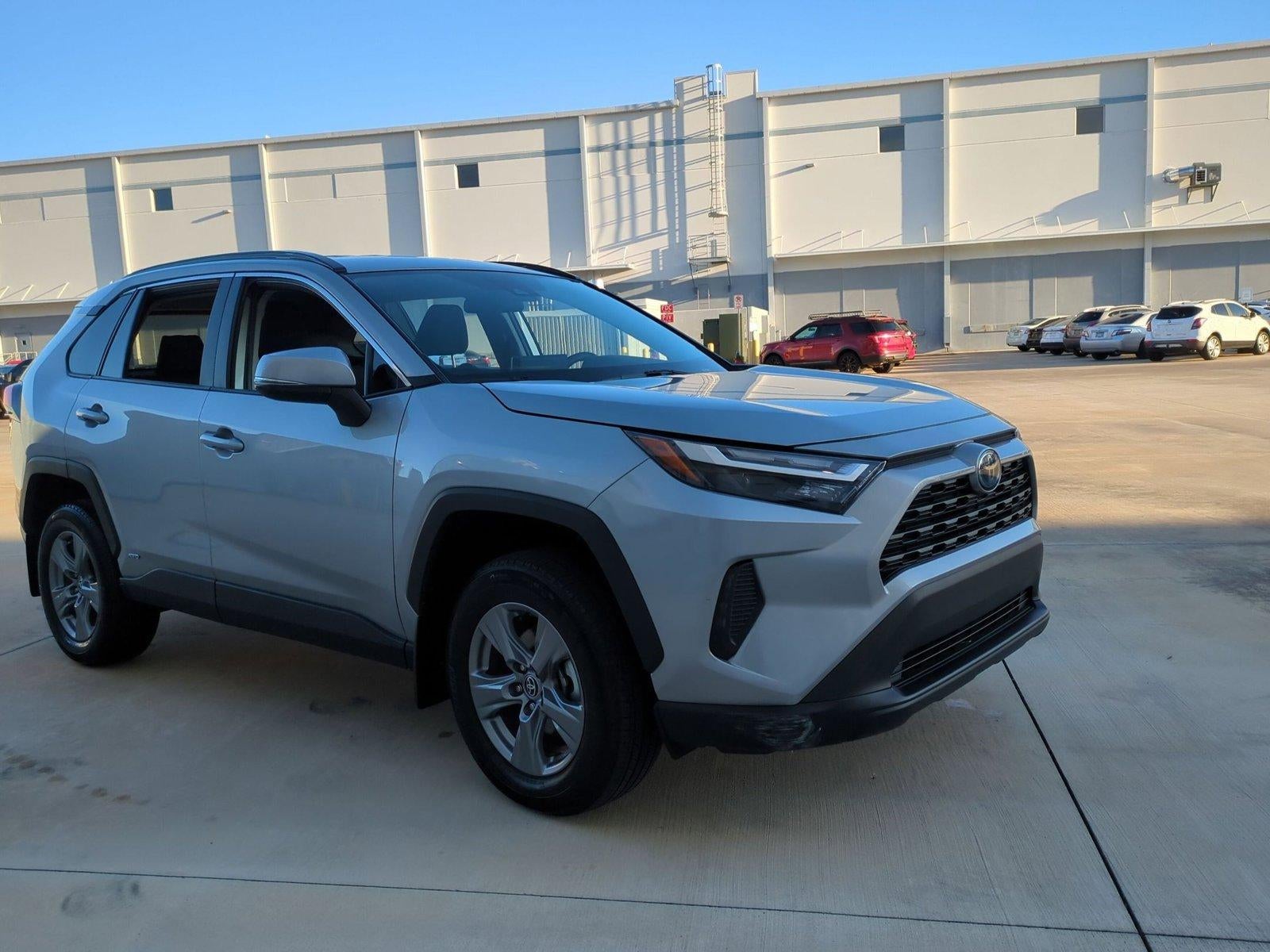 2024 Toyota RAV4 Hybrid XLE AWD (Natl)