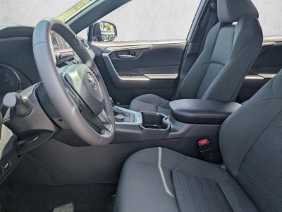 2025 Toyota RAV4 Hybrid SE AWD (Natl)