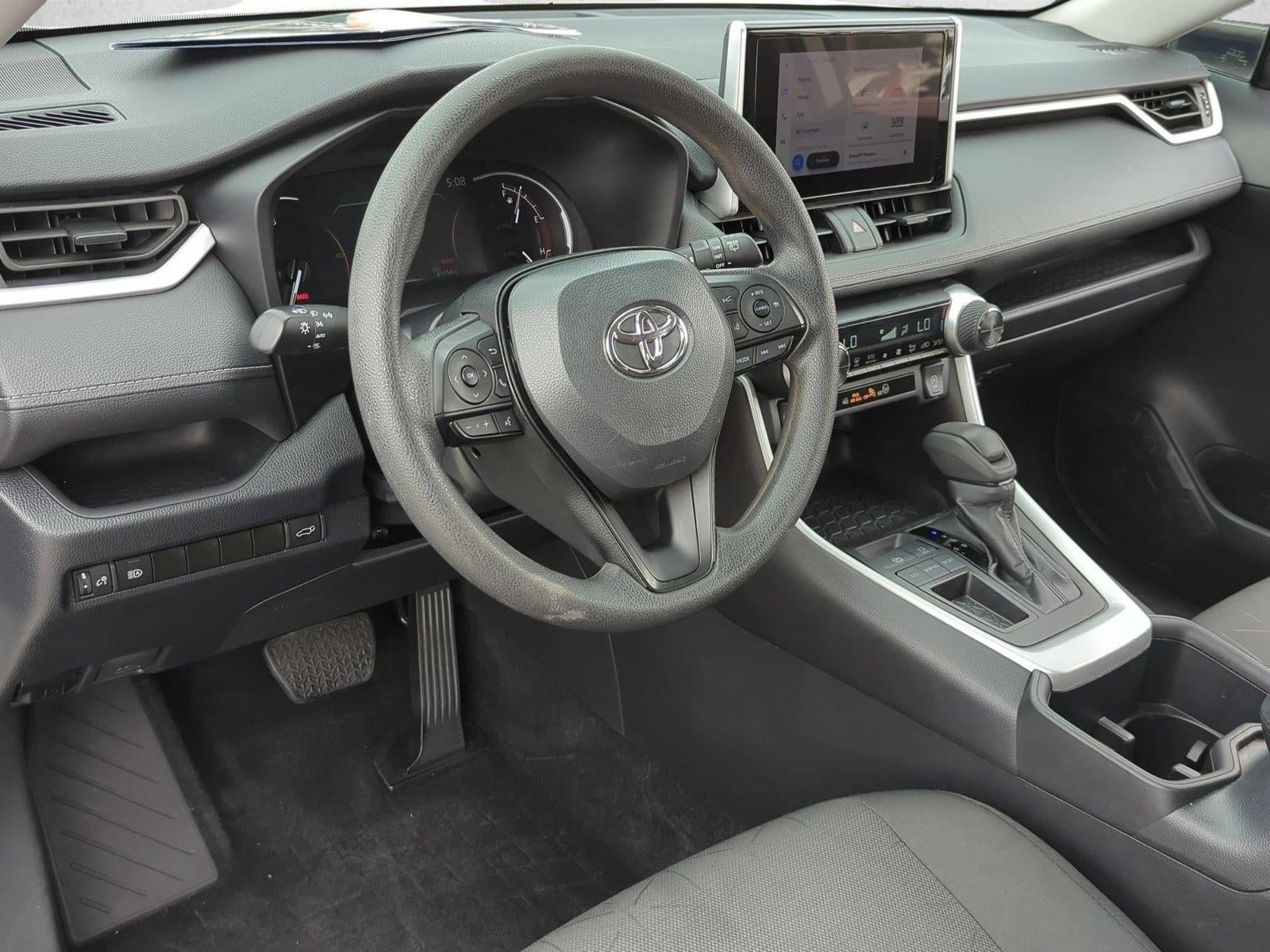 2024 Toyota RAV4 XLE FWD (Natl)