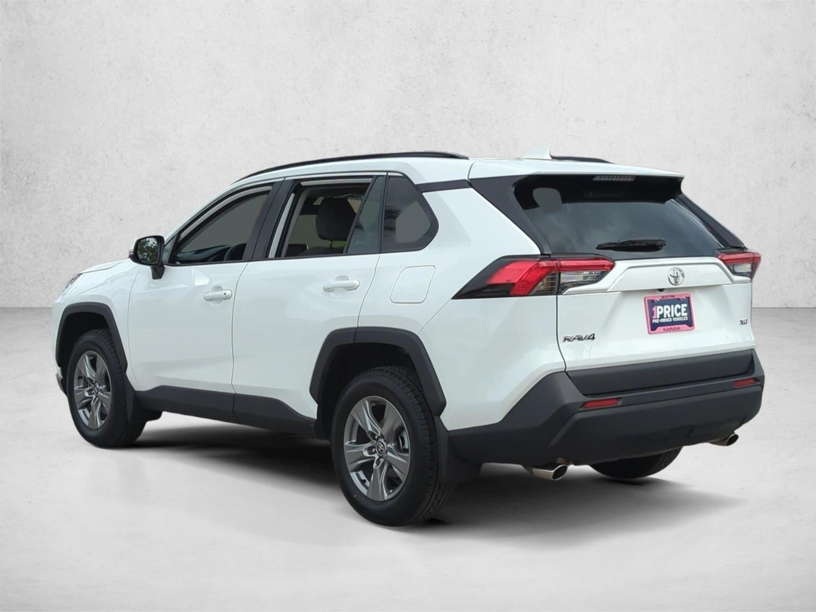 2024 Toyota RAV4 XLE FWD (Natl)
