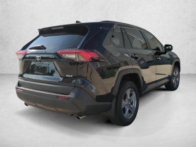 2024 Toyota RAV4 XLE FWD (Natl)