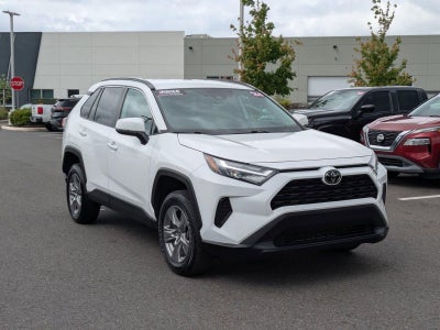 2024 Toyota RAV4 XLE FWD (GS)