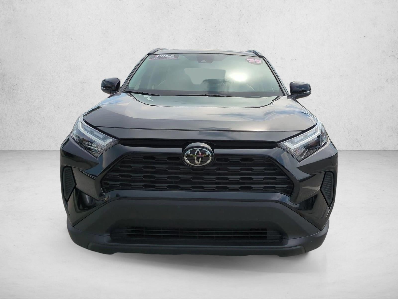 2025 Toyota RAV4 XLE FWD (GS)