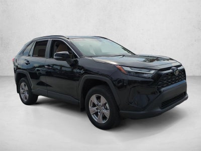 2025 Toyota RAV4 XLE FWD (GS)