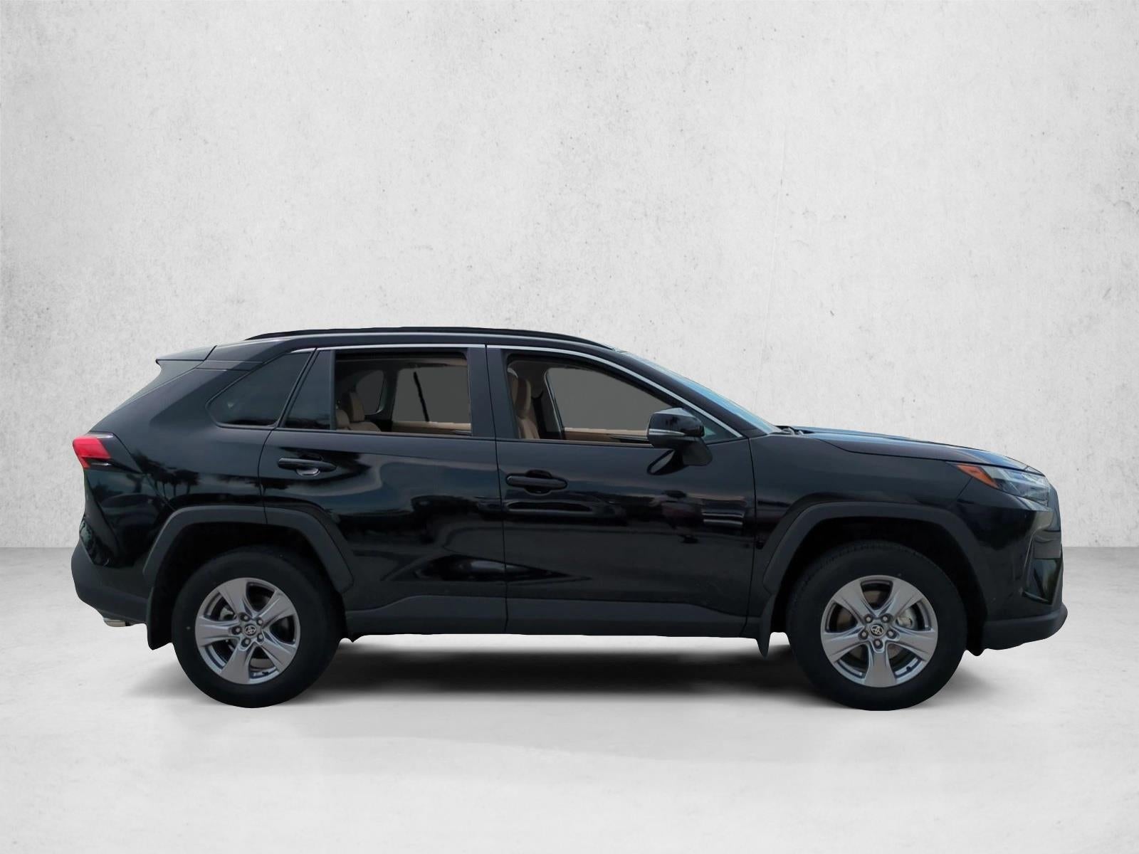 2025 Toyota RAV4 XLE FWD (GS)