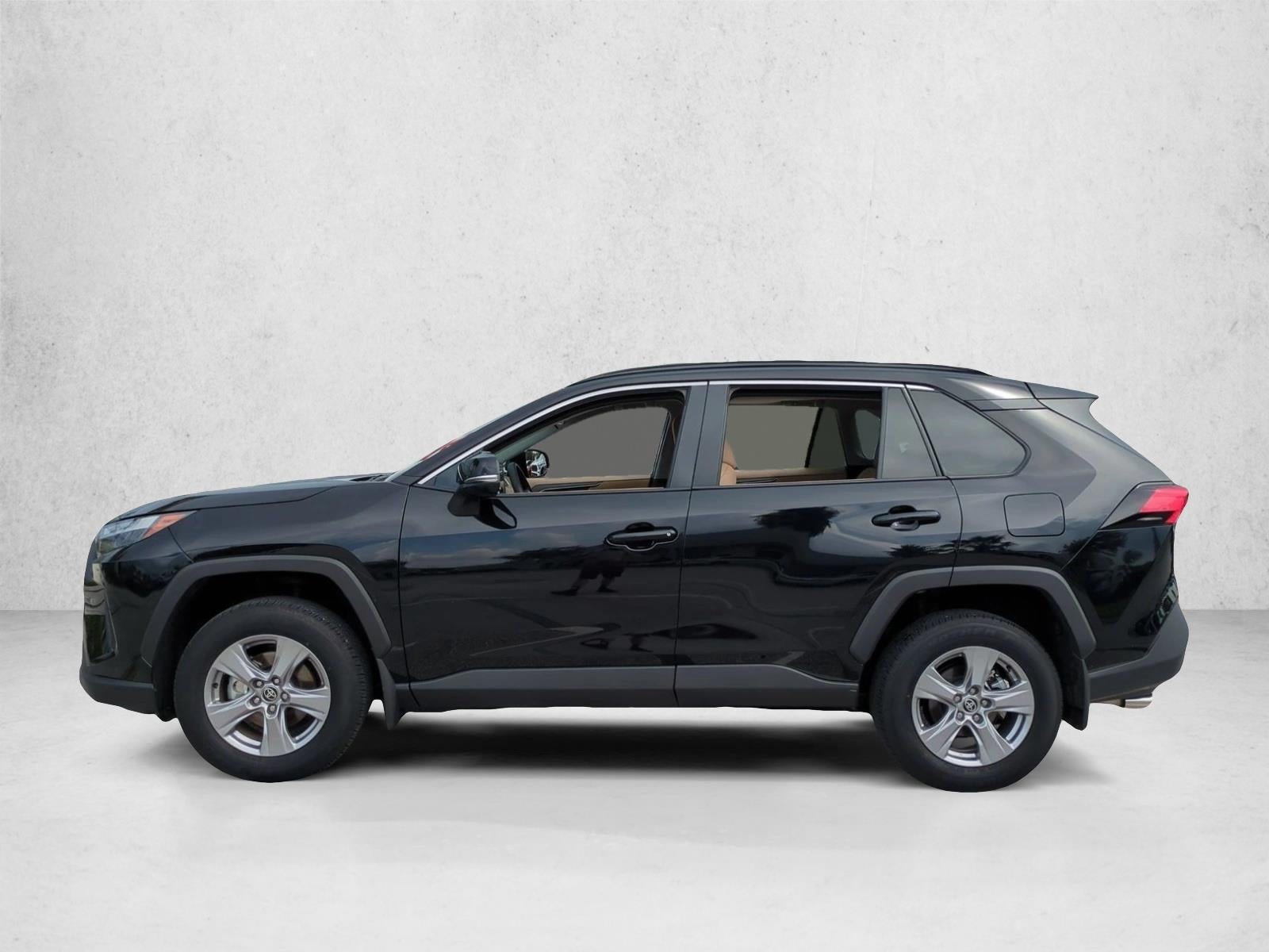 2025 Toyota RAV4 XLE FWD (GS)