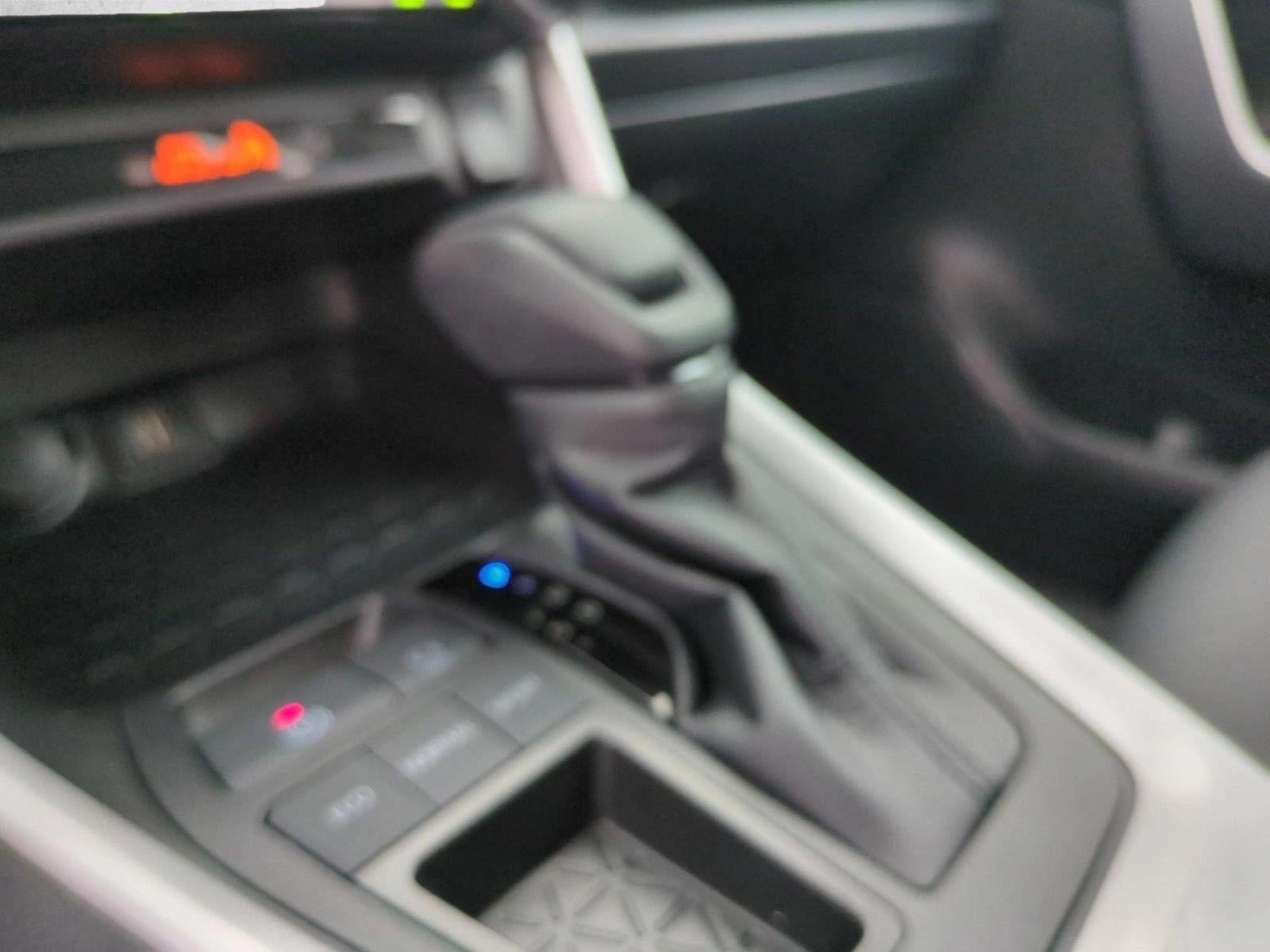 2025 Toyota RAV4 XLE FWD (Natl)