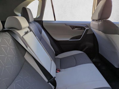 2024 Toyota RAV4 XLE FWD (Natl)