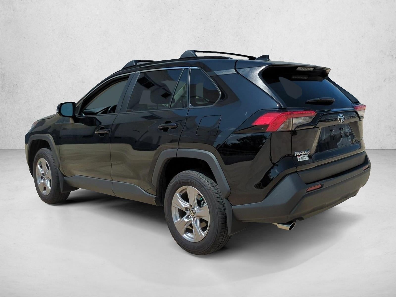2025 Toyota RAV4 XLE FWD (GS)
