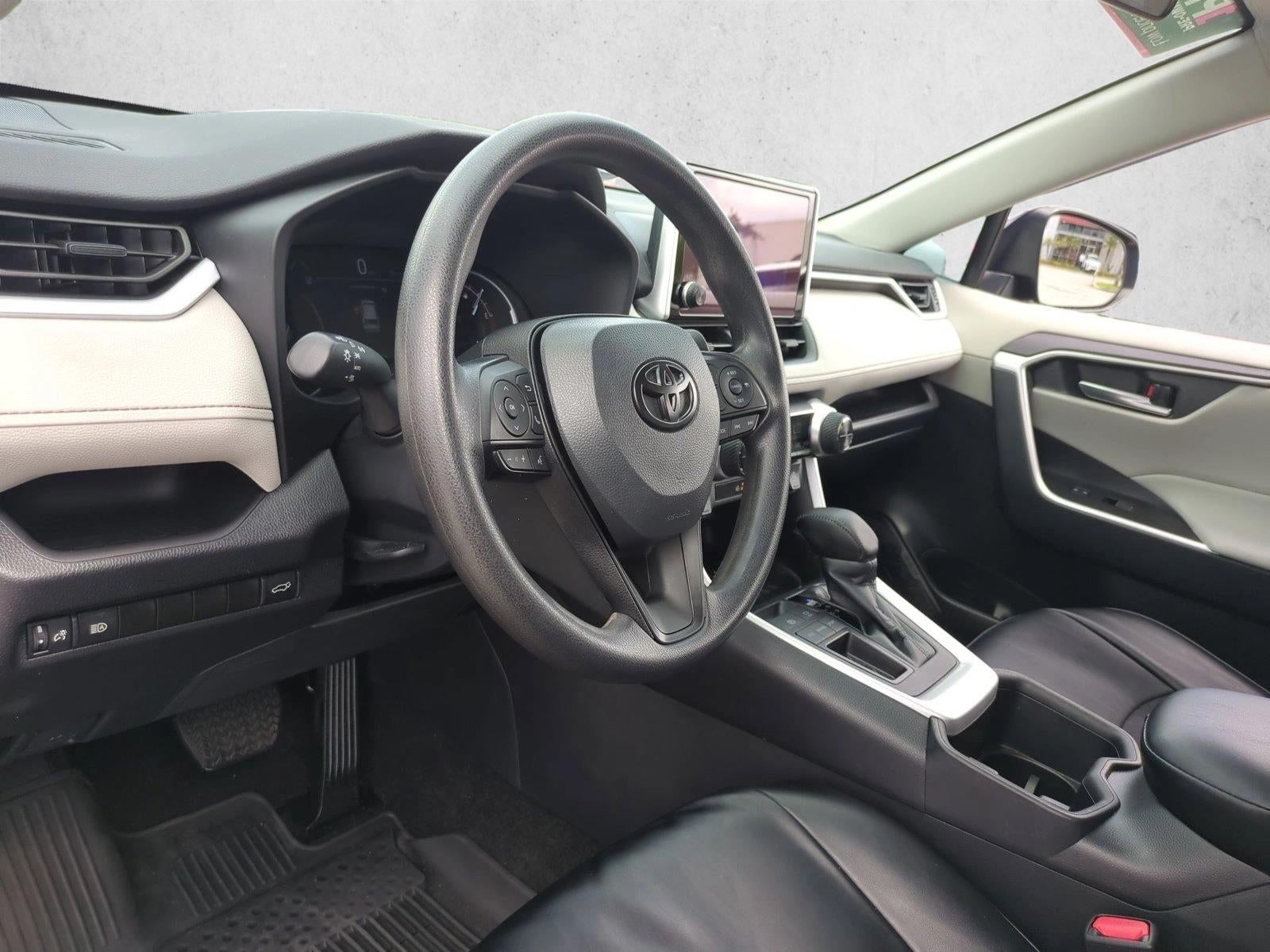 2023 Toyota RAV4 XLE FWD (GS)