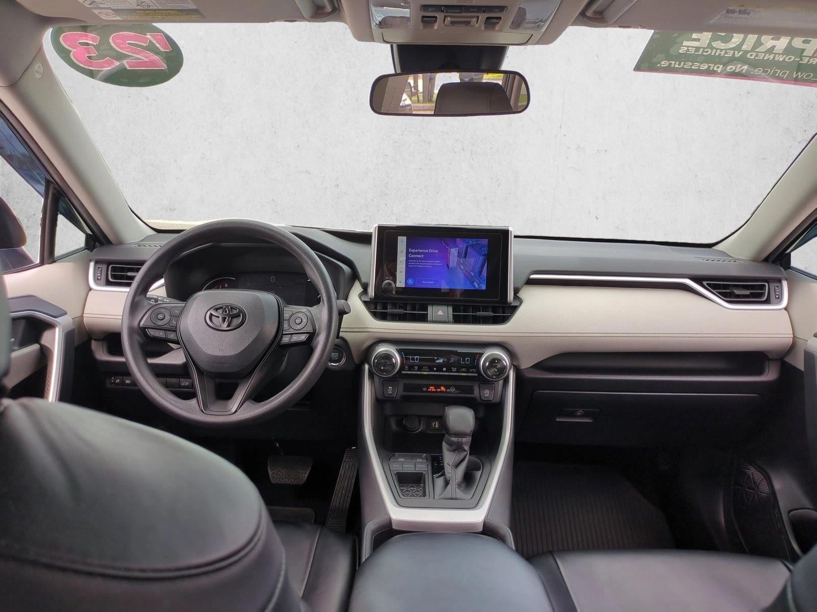 2023 Toyota RAV4 XLE FWD (GS)