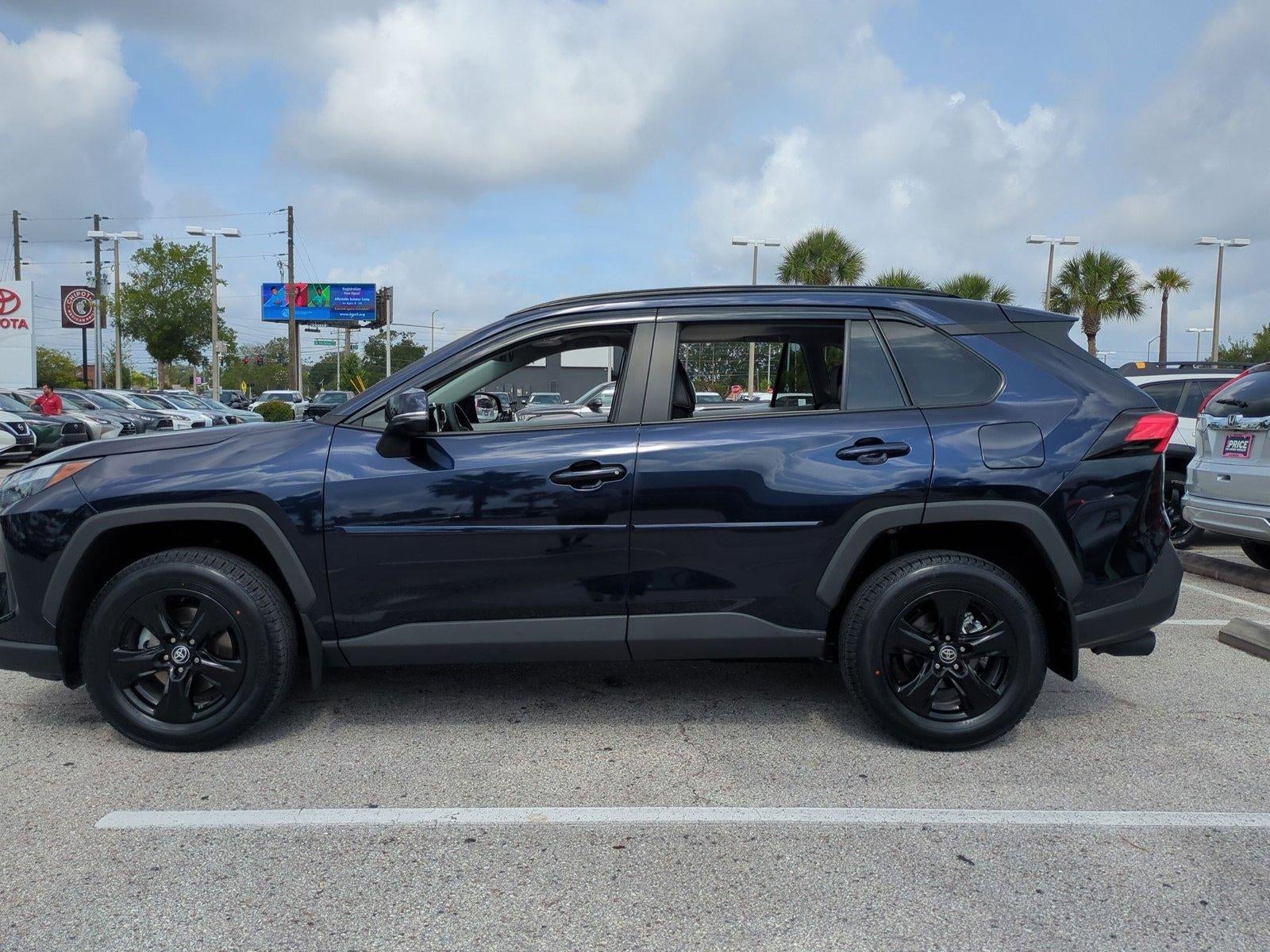 2023 Toyota RAV4 XLE FWD (GS)