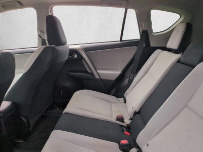 2018 Toyota RAV4 XLE FWD (GS)