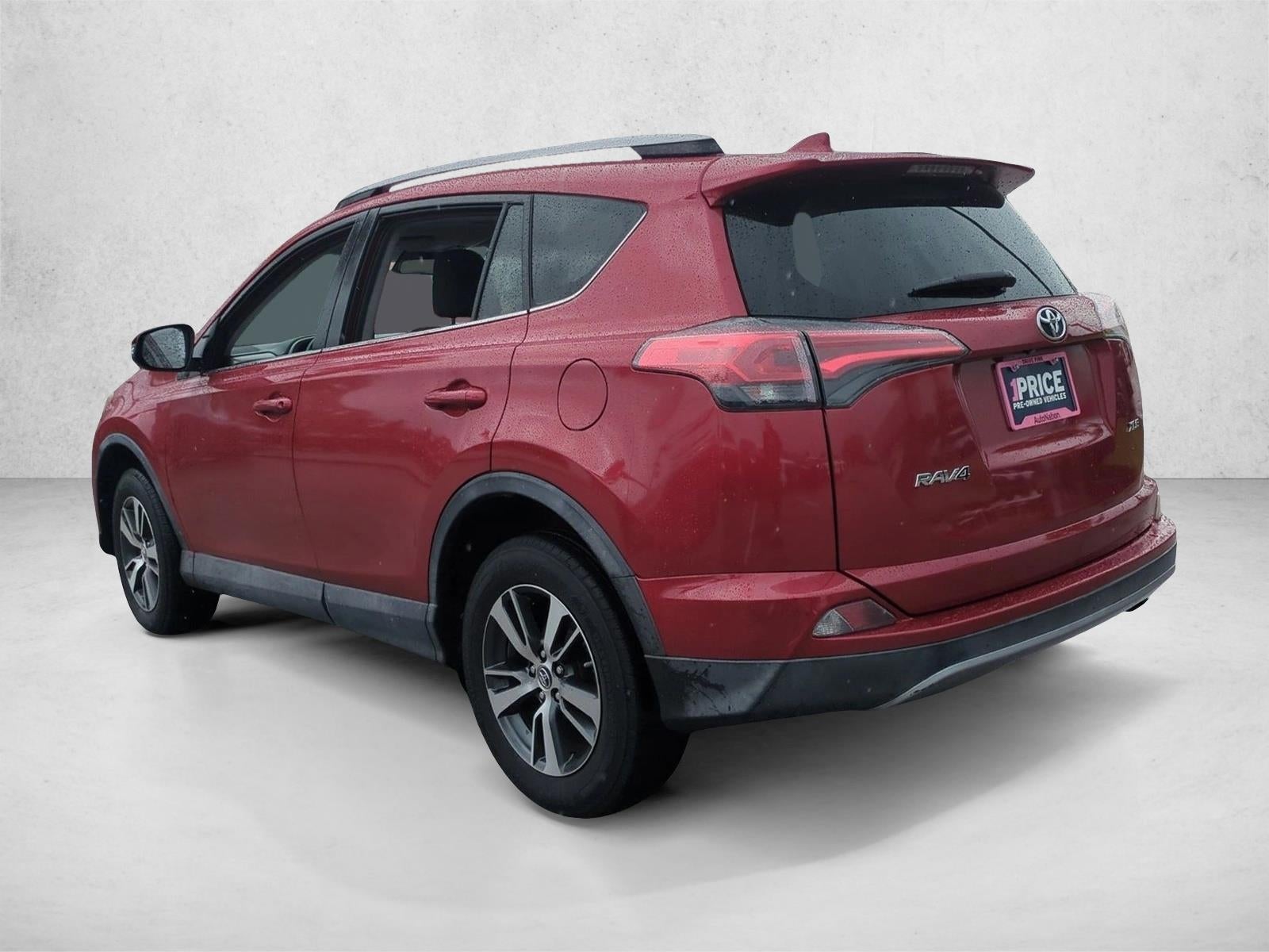 2018 Toyota RAV4 XLE FWD (GS)