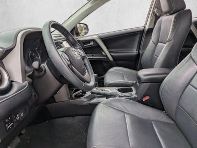 2017 Toyota RAV4 XLE FWD (GS)