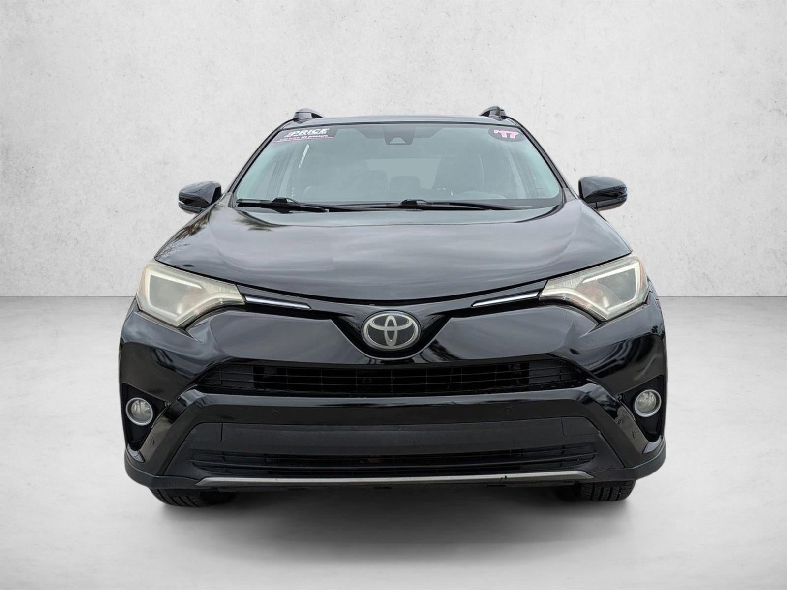 2017 Toyota RAV4 XLE FWD (GS)