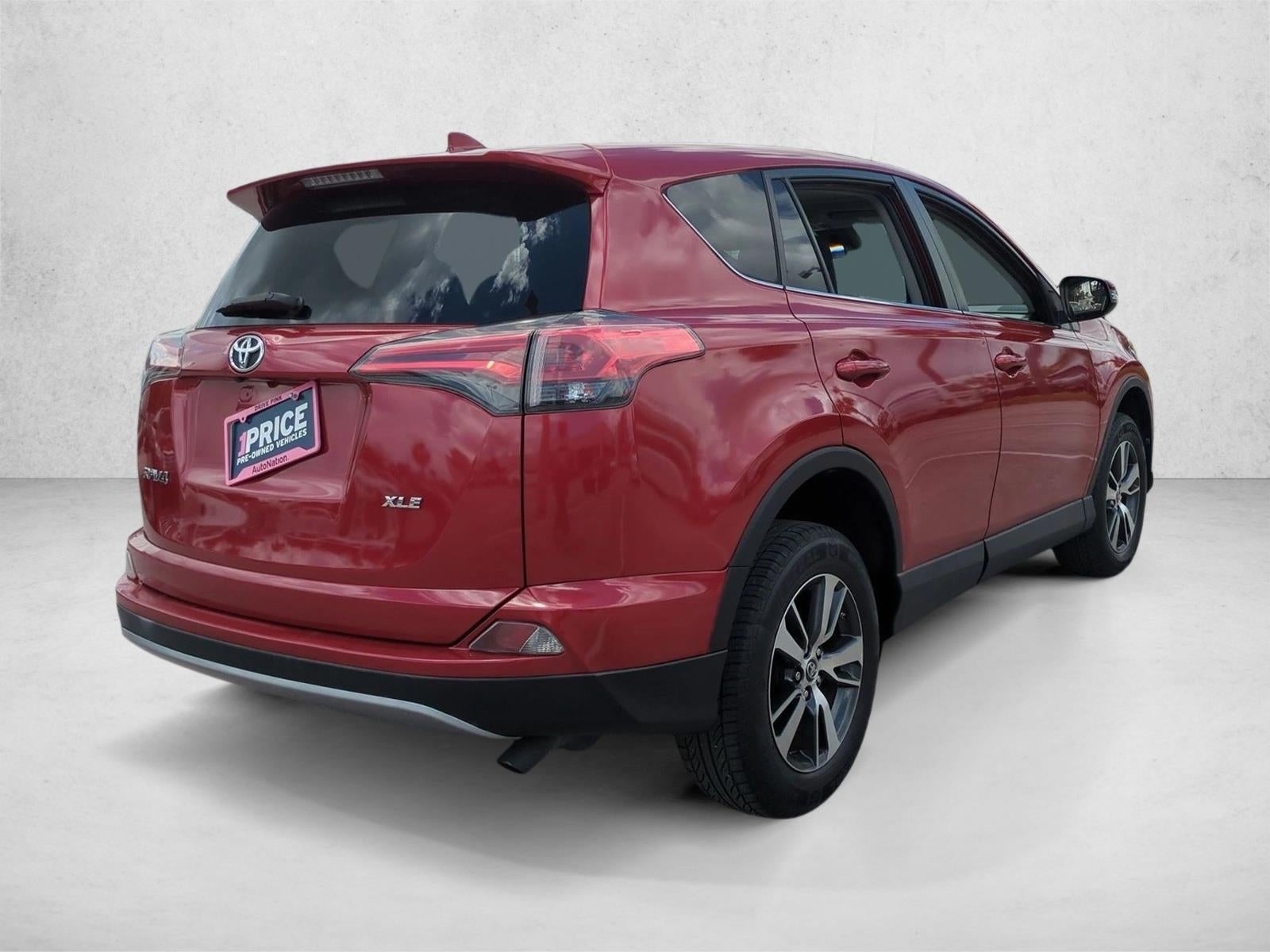 2018 Toyota RAV4 XLE FWD (GS)