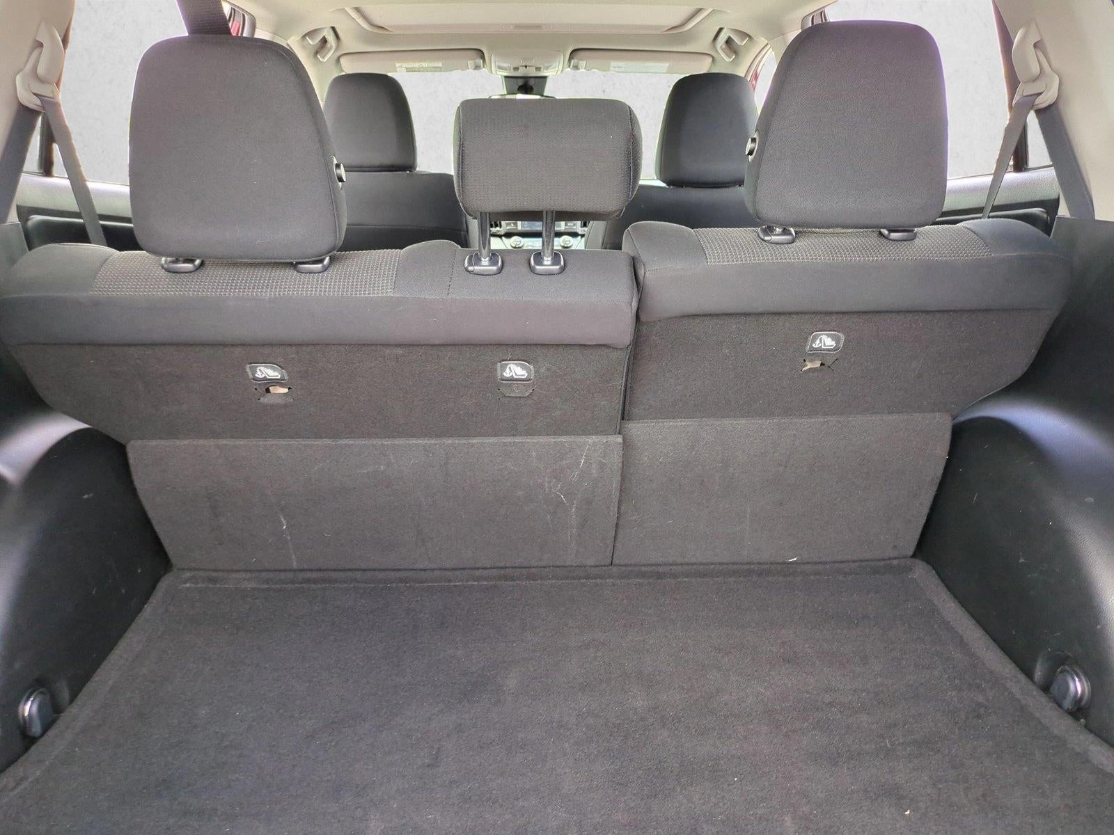 2018 Toyota RAV4 XLE FWD (GS)
