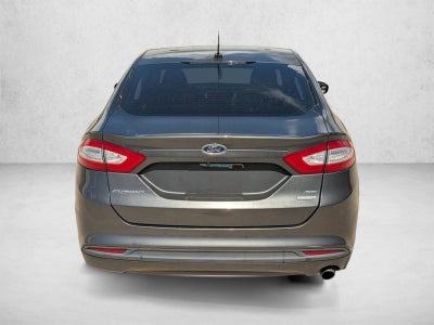 2016 Ford Fusion 4dr Sdn SE FWD