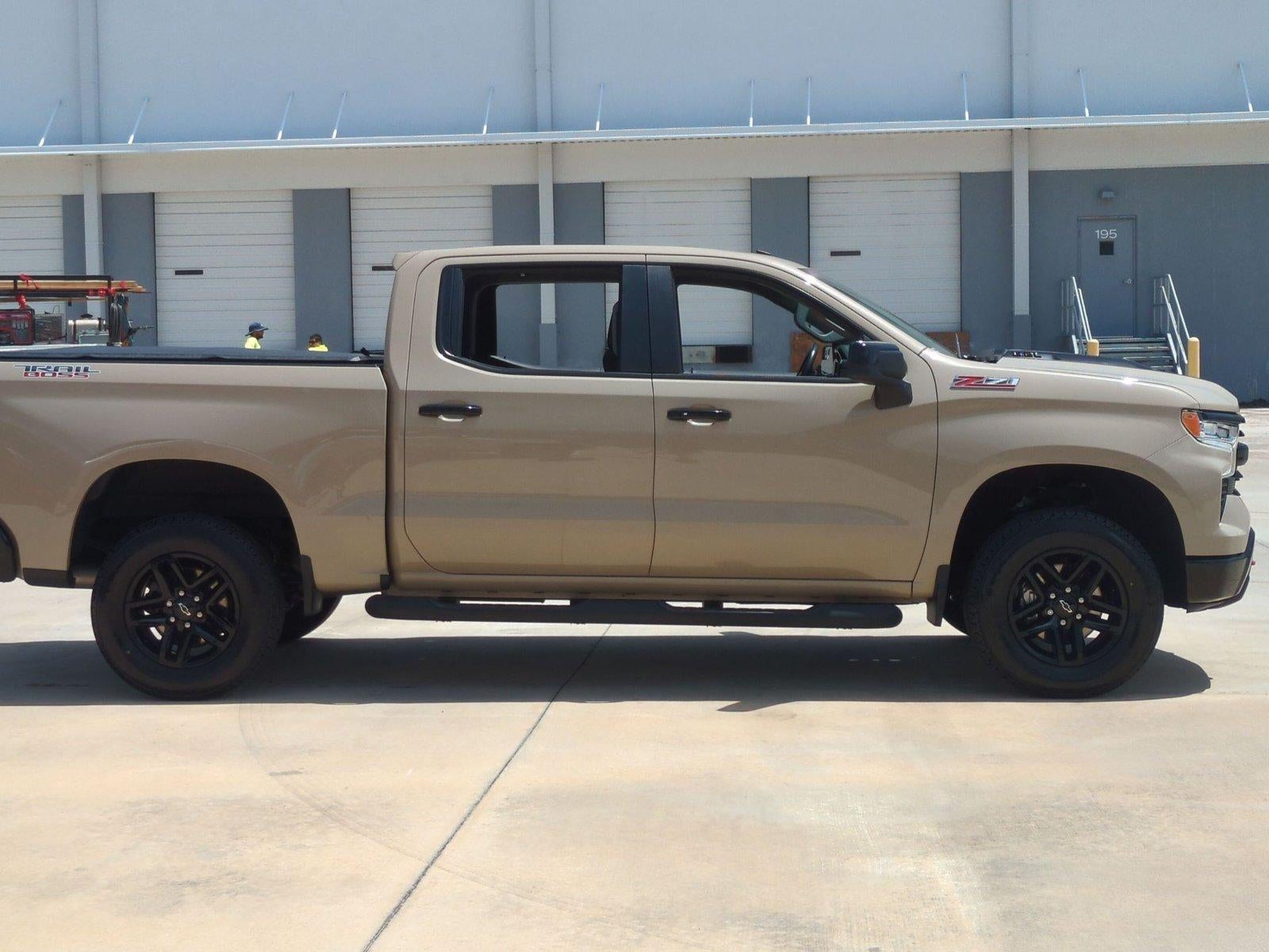 2022 Chevrolet Silverado 1500 Crew Cab Short Box 4-Wheel Drive LT Trail Boss