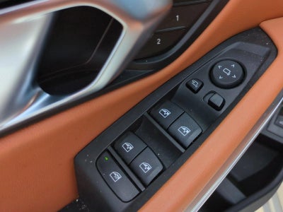 2023 BMW 330i Sedan
