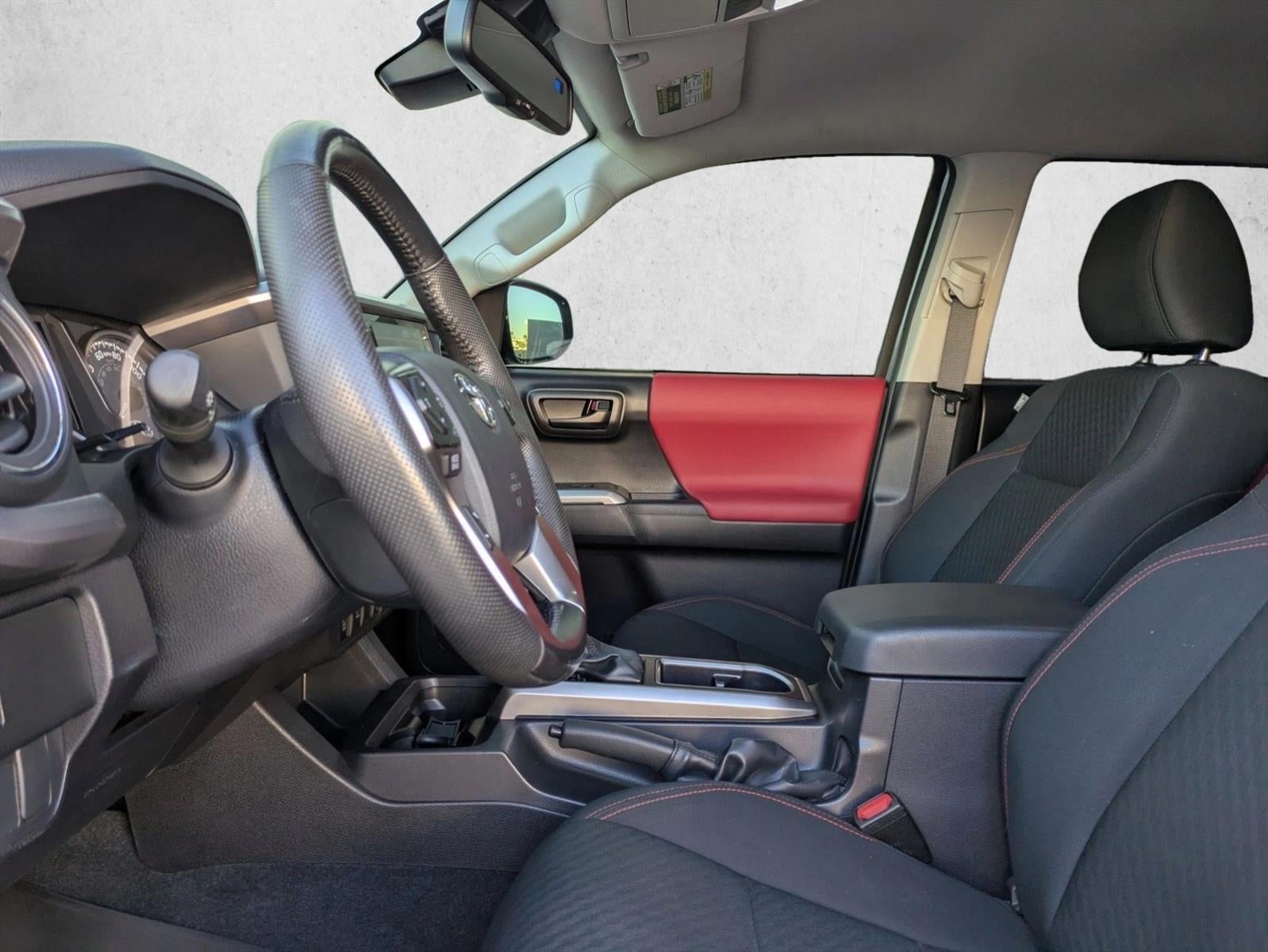 2023 Toyota Tacoma 4WD 4WD SR5 Double Cab 5' Bed V6 AT (GS)