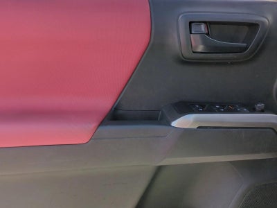 2022 Toyota Tacoma 2WD 2WD SR5 Double Cab 5' Bed V6 AT (GS)