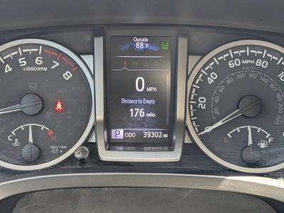 2022 Toyota Tacoma 2WD 2WD SR5 Double Cab 5' Bed V6 AT (GS)