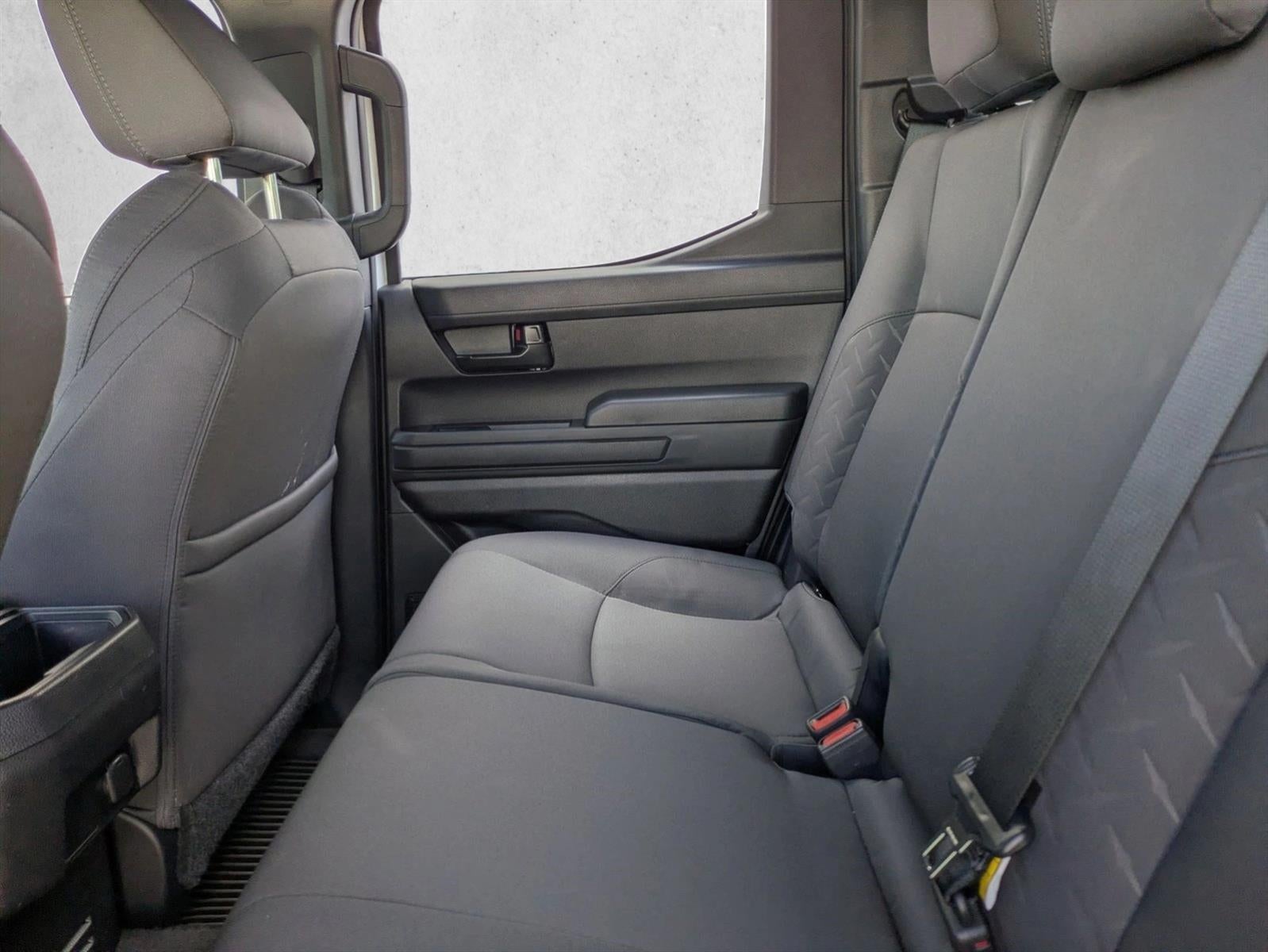 2025 Toyota Tacoma 2WD 2WD SR5 Double Cab 5' Bed AT (SE)