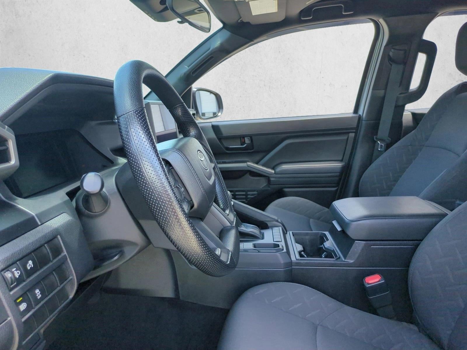 2025 Toyota Tacoma 2WD 2WD SR Double Cab 5' Bed AT (GS)