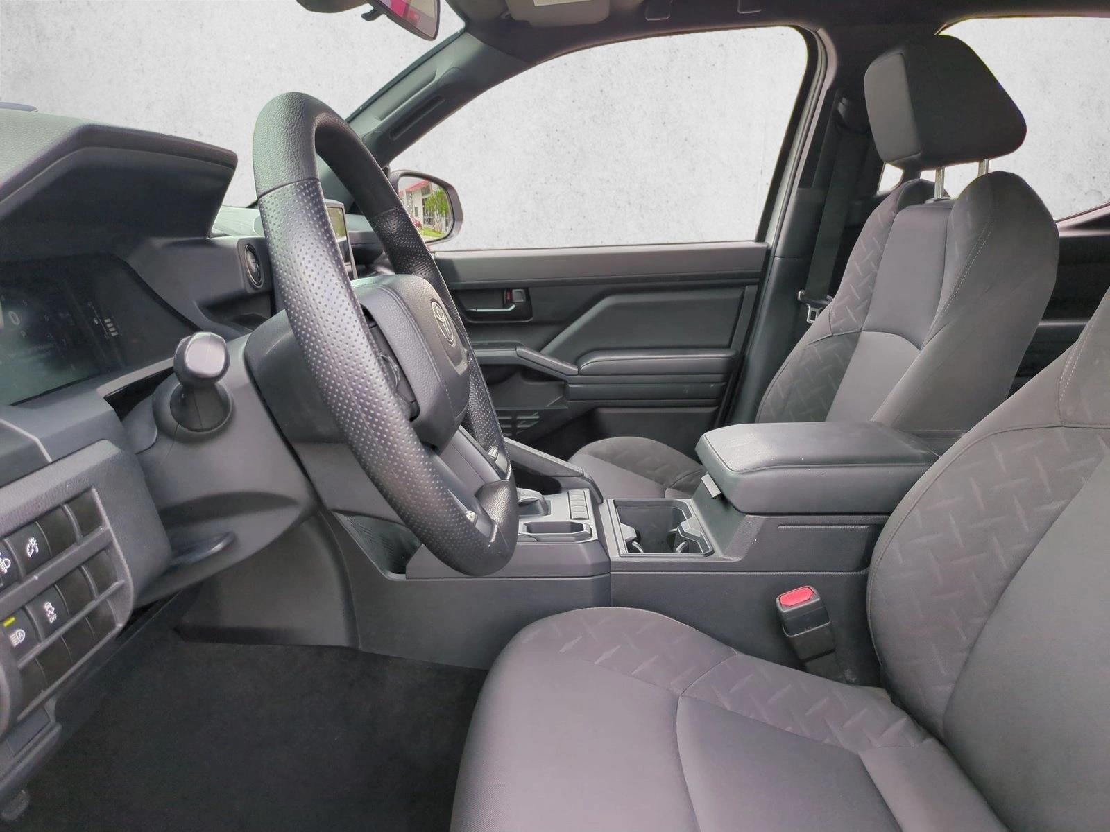 2024 Toyota Tacoma 2WD 2WD SR Double Cab 5' Bed AT (GS)