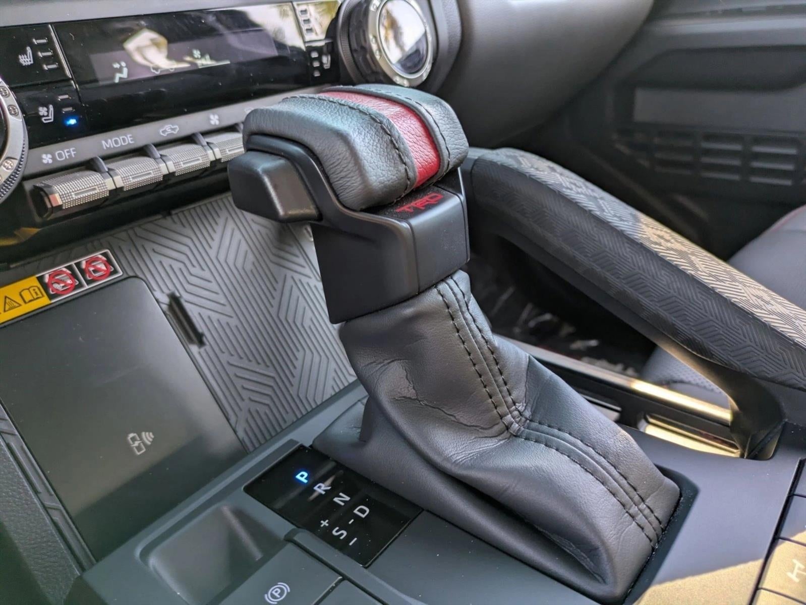 2025 Toyota Tacoma 4WD 4WD TRD Pro Hybrid Double Cab 5' Bed AT (Natl)