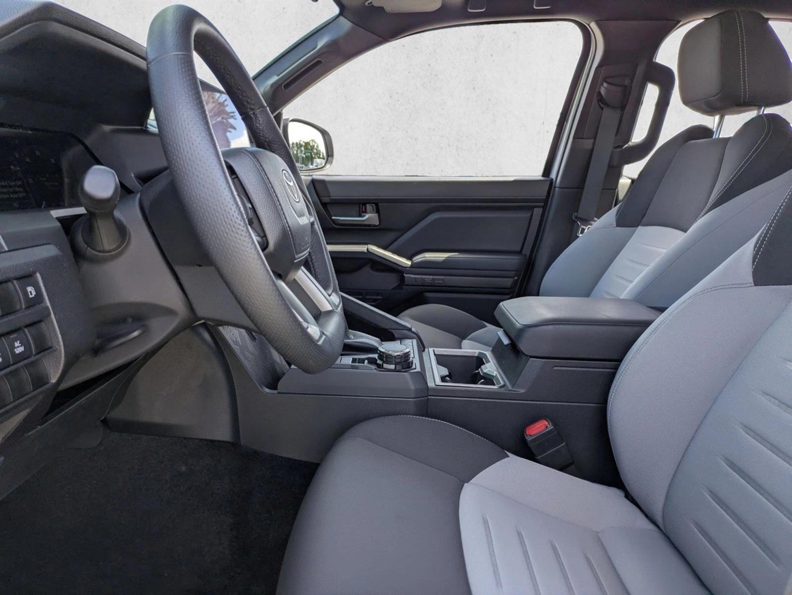 2025 Toyota Tacoma 4WD 4WD TRD Sport Hybrid Double Cab 5' Bed AT (Natl)