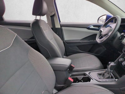 2023 Volkswagen Taos SE FWD