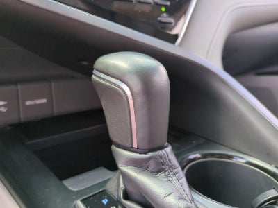 2018 Toyota Camry SE Auto (SE)