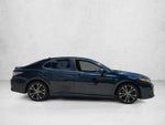 2019 Toyota Camry SE Auto (SE)