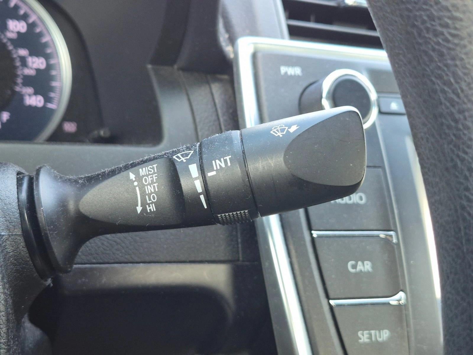 2016 Toyota Camry 4dr Sdn I4 Auto LE (SE)