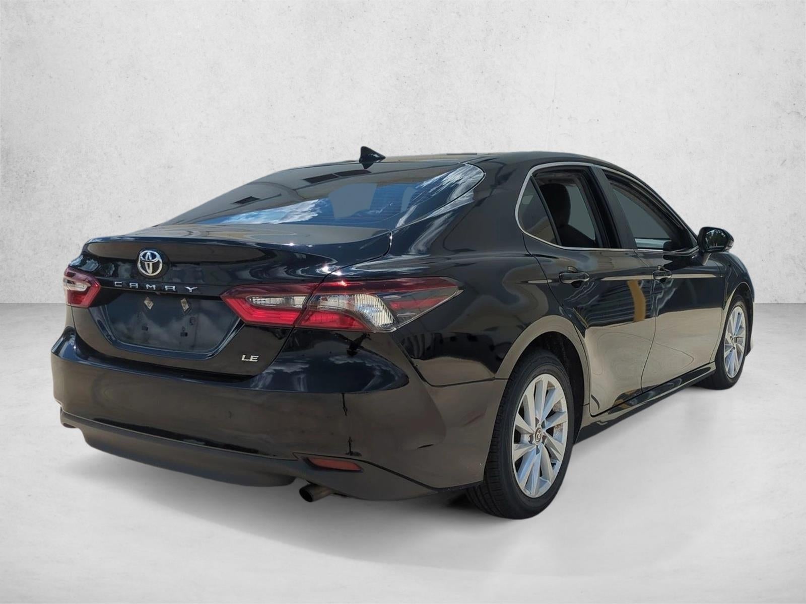 2024 Toyota Camry LE Auto (SE)