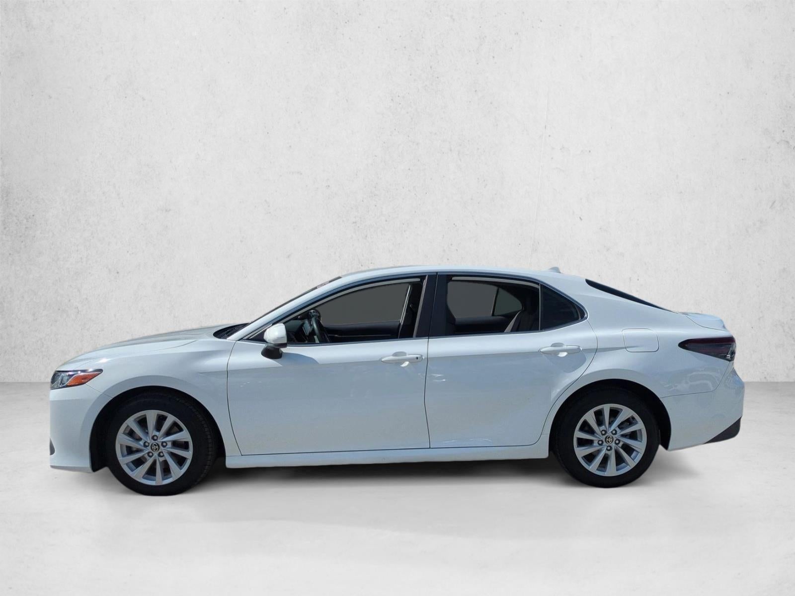 2022 Toyota Camry LE Auto (SE)