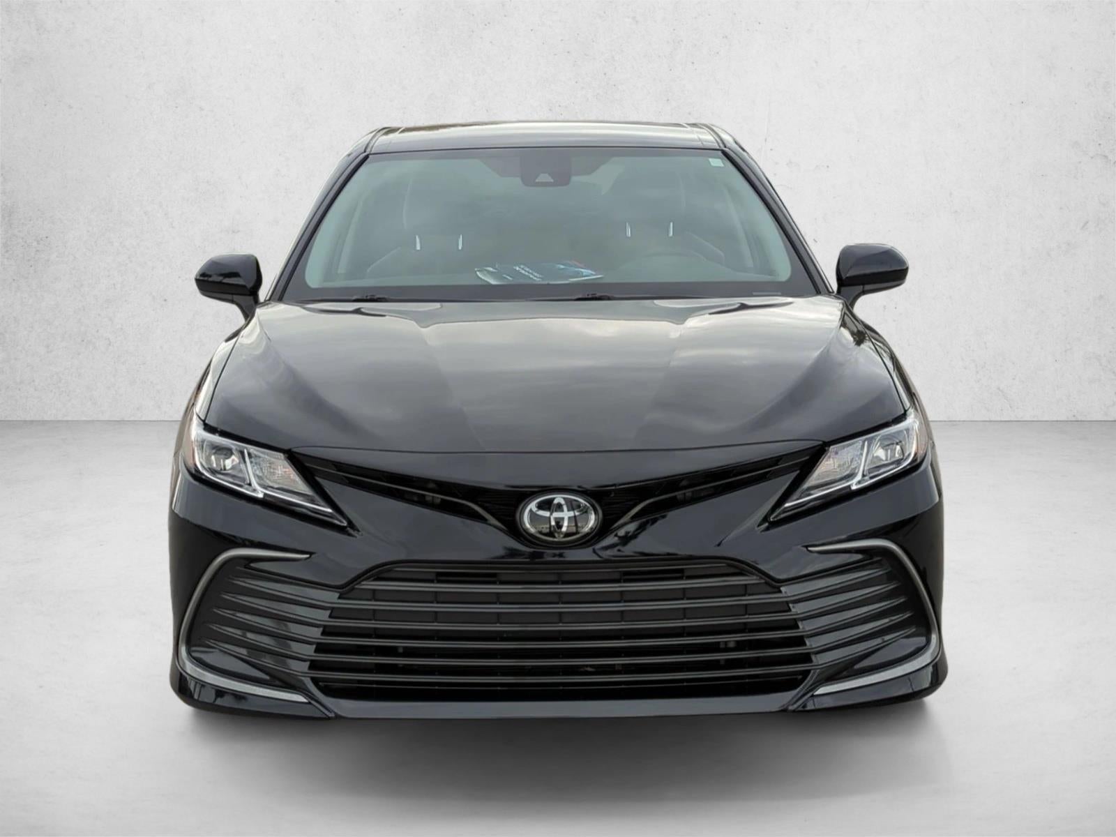 2023 Toyota Camry LE Auto (SE)