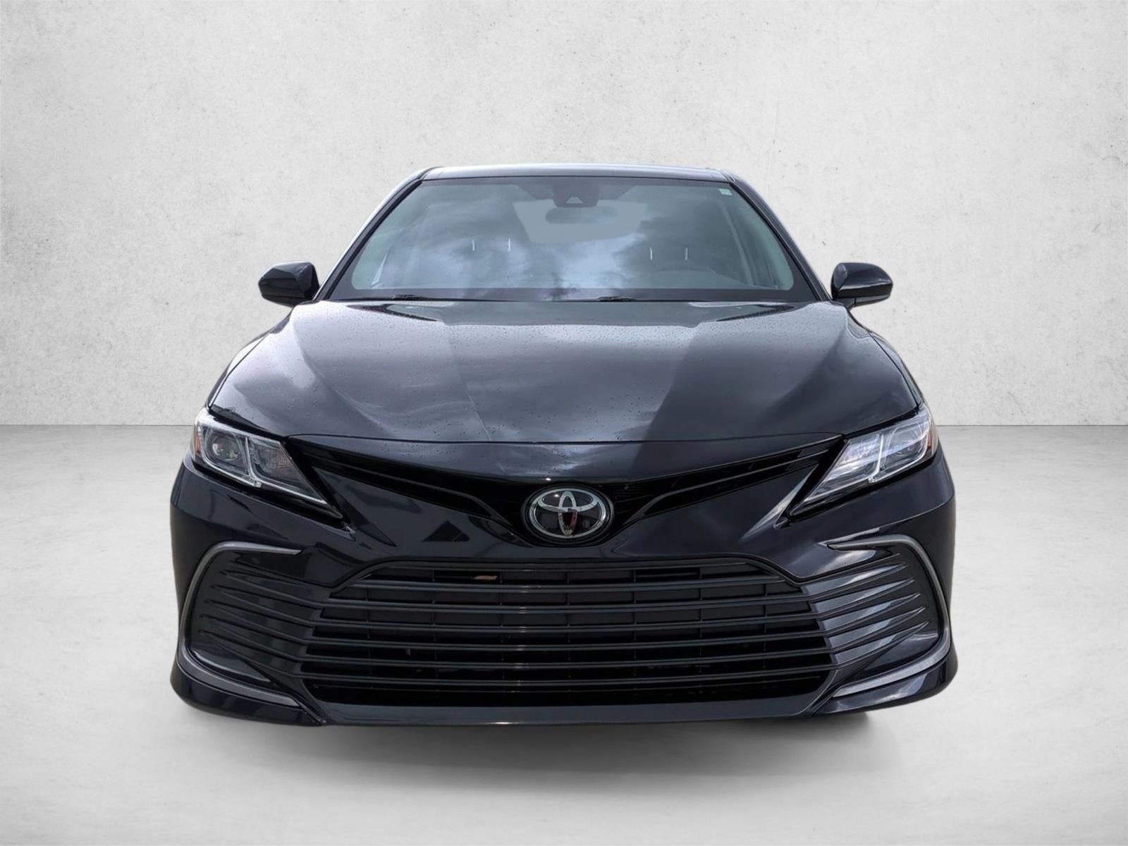 2023 Toyota Camry LE Auto (SE)