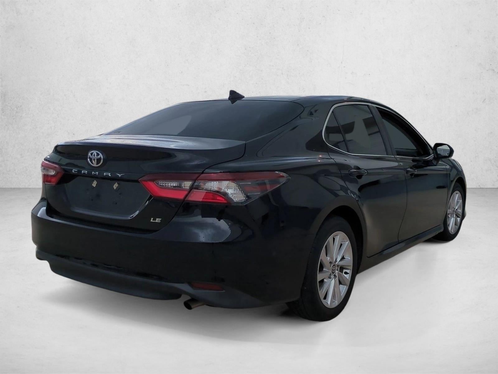 2023 Toyota Camry LE Auto (SE)