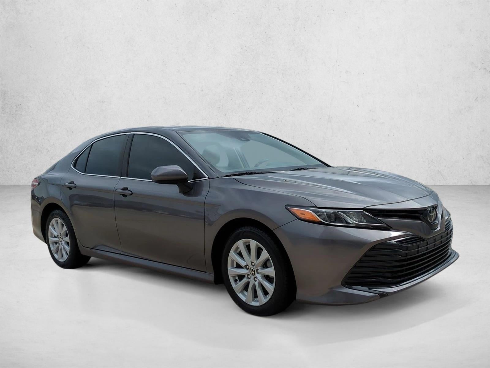 2020 Toyota Camry LE Auto (SE)