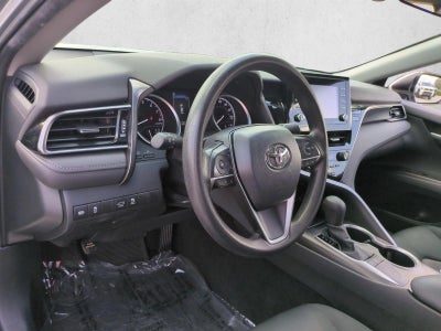 2024 Toyota Camry LE Auto (SE)