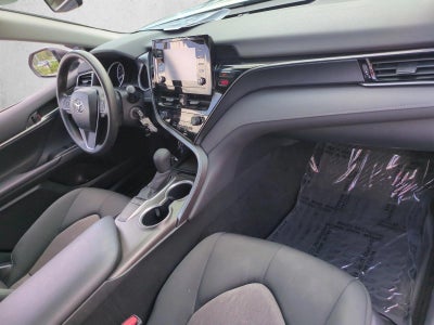 2024 Toyota Camry LE Auto (SE)