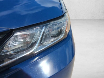 2023 Toyota Camry LE Auto (SE)