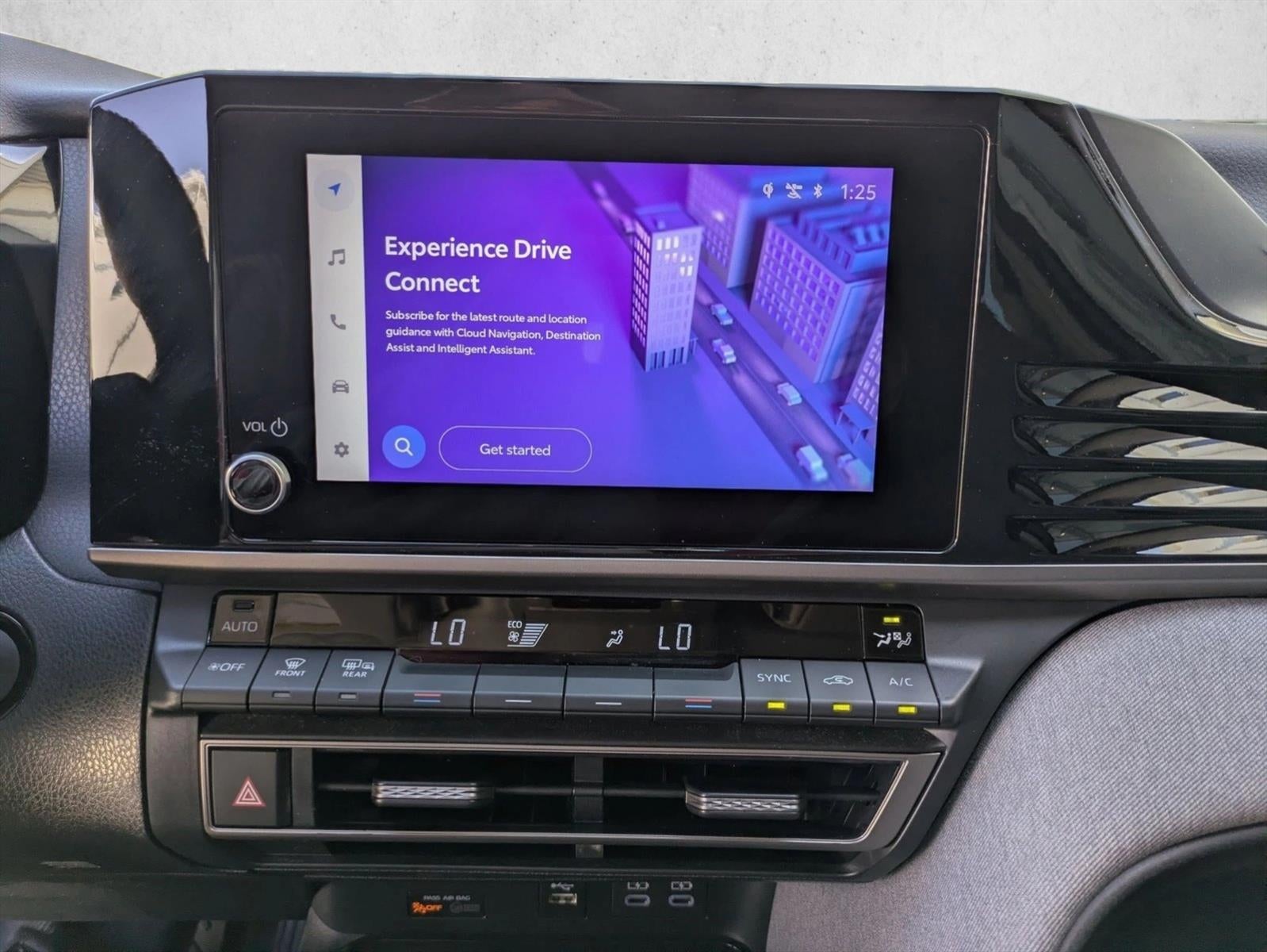 2025 Toyota Camry LE (SE)