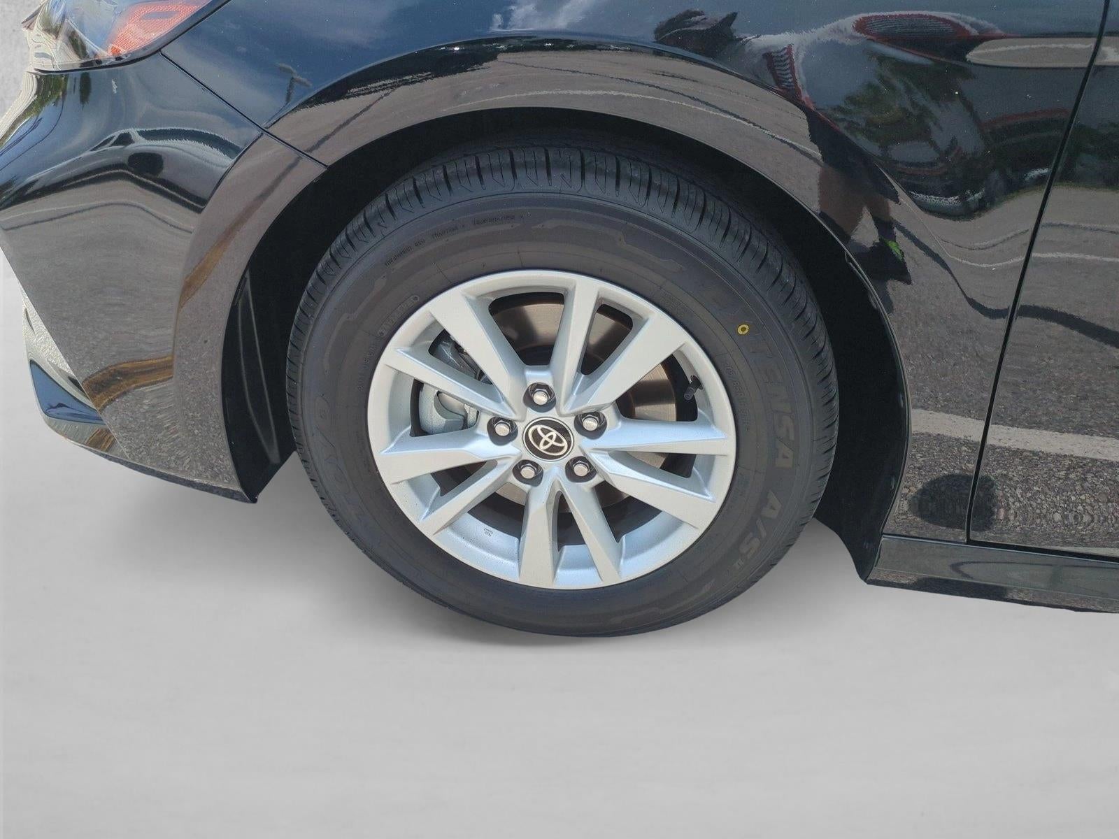 2025 Toyota Camry LE (Natl)